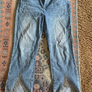 Vintage Blue Cropped Ankle Jeans with Natural Fading